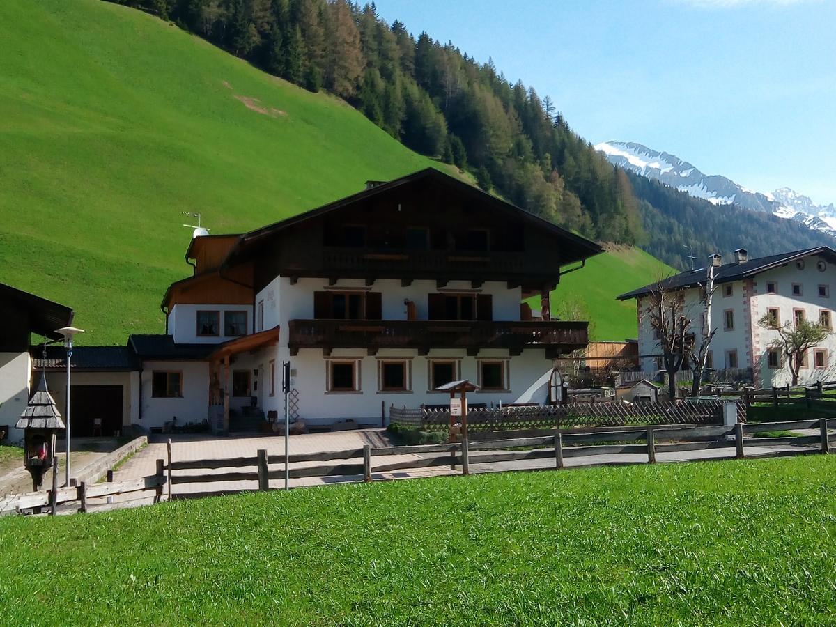 Pension & Appartament Anna Predoi Exterior foto